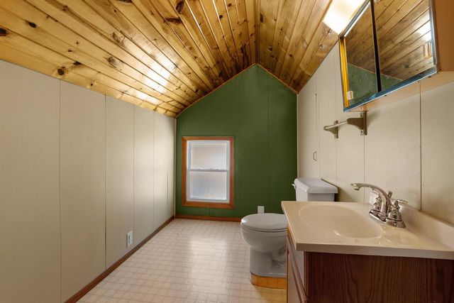 2016 N 9th STREET, Sheboygan, WI 53081