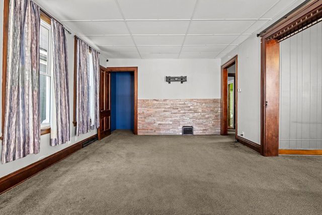 2016 N 9th STREET, Sheboygan, WI 53081