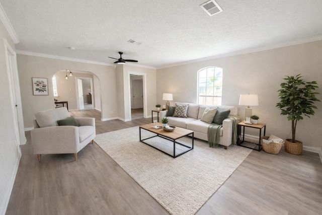 5108 Clay Street, Houston, TX 77023