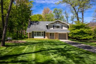7N204 Eagle Avenue, Medinah, IL 60157