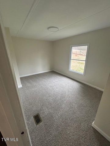 140 Midway Circle, Midway, TN 37809