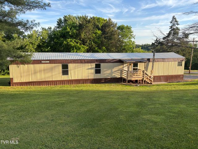 140 Midway Circle, Midway, TN 37809