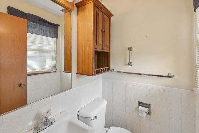 2818 Eisenhower Avenue, Ames, IA 50010