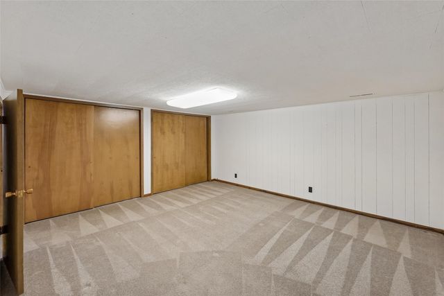 2818 Eisenhower Avenue, Ames, IA 50010