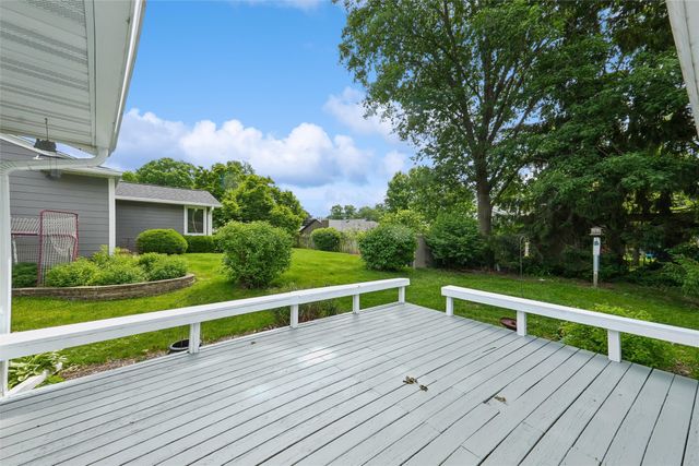 2818 Eisenhower Avenue, Ames, IA 50010