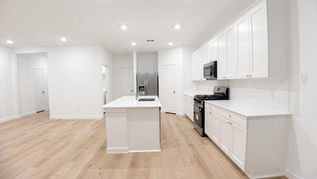 8202 Rustic Pine Trail, Richmond, TX 77469