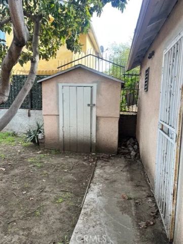 920 S Osage, Inglewood, CA 90301