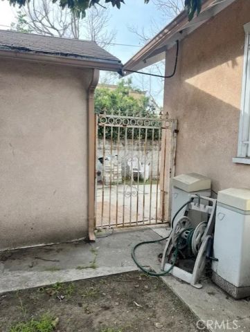 920 S Osage, Inglewood, CA 90301