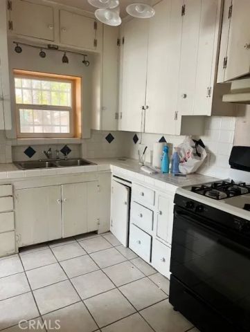 920 S Osage, Inglewood, CA 90301