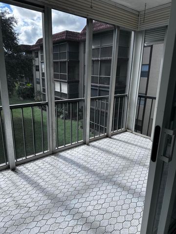 6200 S Falls Cir Drive 310, Lauderhill, FL 33319