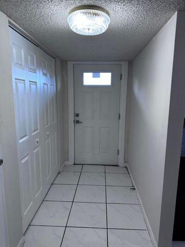 6200 S Falls Cir Drive 310, Lauderhill, FL 33319