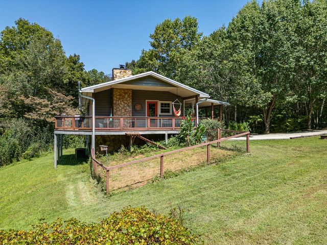 264 Tommys Lane, Murphy, NC 28906