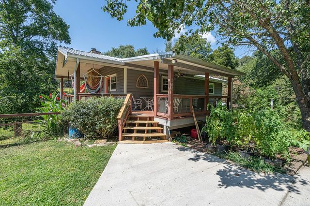 264 Tommys Lane, Murphy, NC 28906