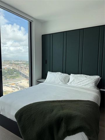 20 NE 11th ST 3506, Miami, FL 331