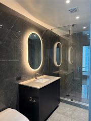 20 NE 11th ST 3506, Miami, FL 331