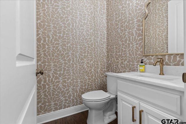 1709 Legacy Ct, Tyler, TX 75703