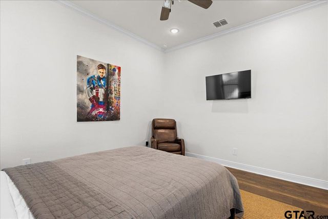 1709 Legacy Ct, Tyler, TX 75703