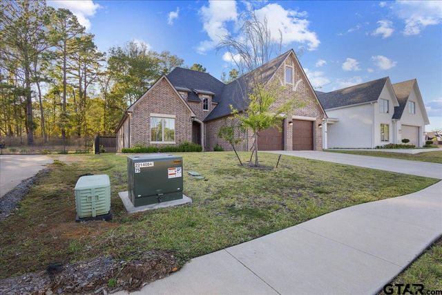 1709 Legacy Ct, Tyler, TX 75703