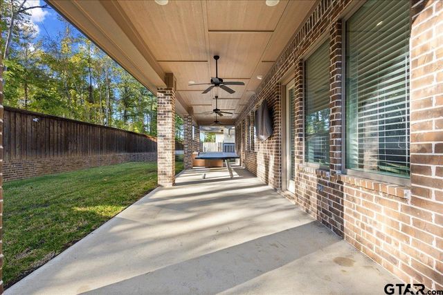 1709 Legacy Ct, Tyler, TX 75703