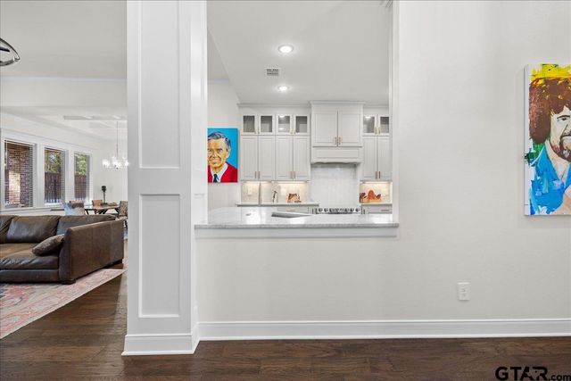 1709 Legacy Ct, Tyler, TX 75703