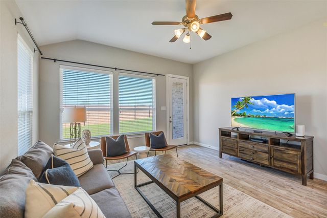 10906 Avana Falls Lane, Richmond, TX 77406