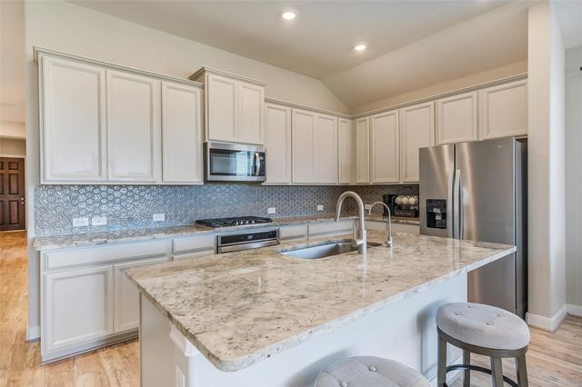 10906 Avana Falls Lane, Richmond, TX 77406