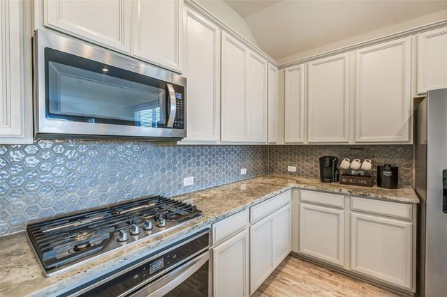 10906 Avana Falls Lane, Richmond, TX 77406