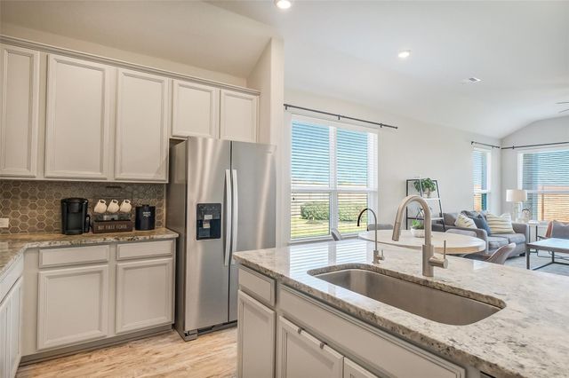 10906 Avana Falls Lane, Richmond, TX 77406