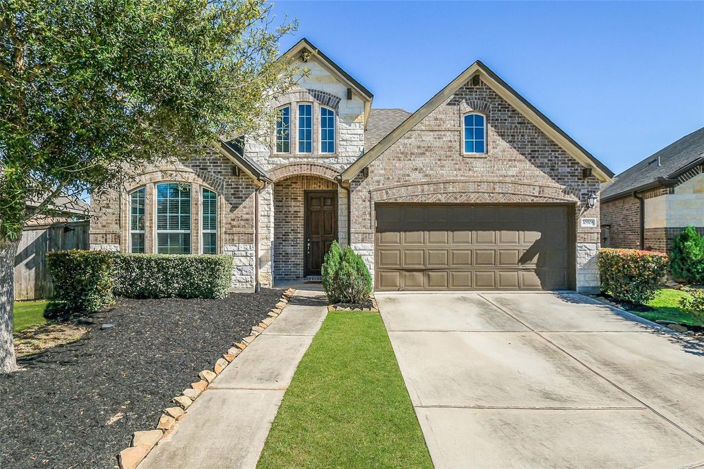10906 Avana Falls Lane, Richmond, TX 77406