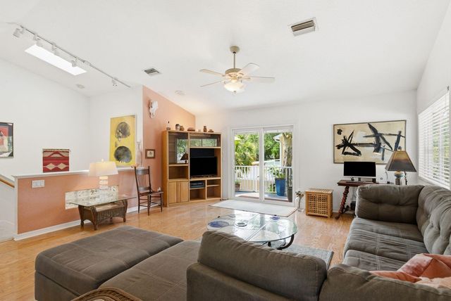 755 SAN CHRISTOPHER DRIVE, Dunedin, FL 34698