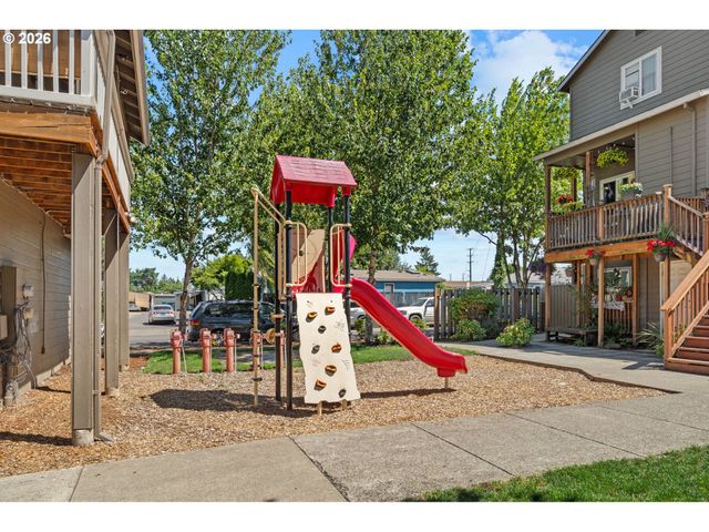 675 Se 197TH Ave, Portland, OR 97233