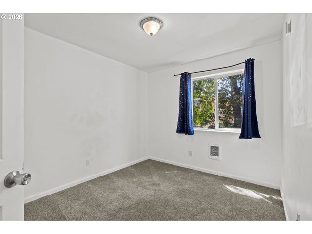 675 Se 197TH Ave, Portland, OR 97233