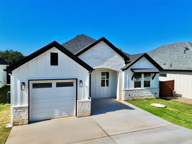 5608 San Jacinto Drive, Granbury, TX 76048