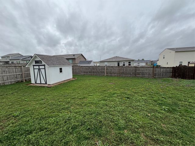 360 Hillside Drive, Pleasant Hill, IA 50327