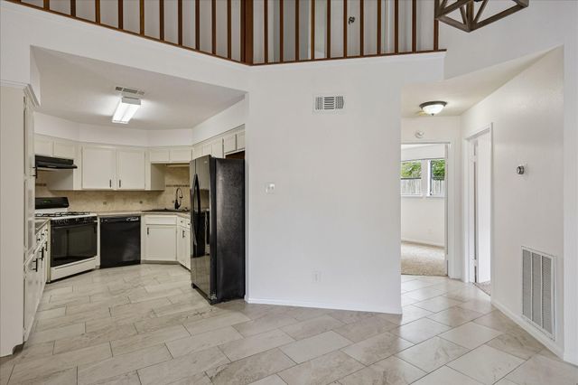 5813 Guadalupe Drive, Dickinson, TX 77539