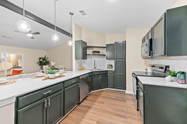 444 Longleaf Drive, Summerville, SC 29483