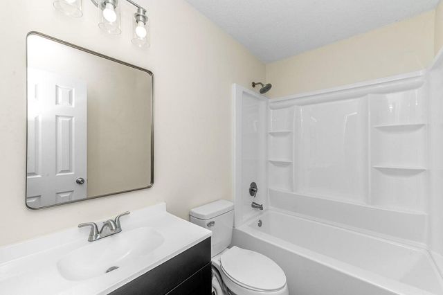 444 Longleaf Drive, Summerville, SC 29483