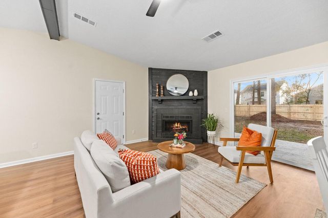 444 Longleaf Drive, Summerville, SC 29483