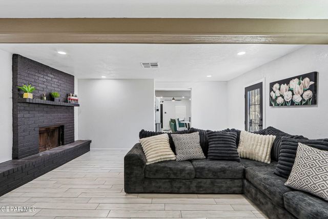 7740 PHOENIX Avenue, El Paso, TX 79915