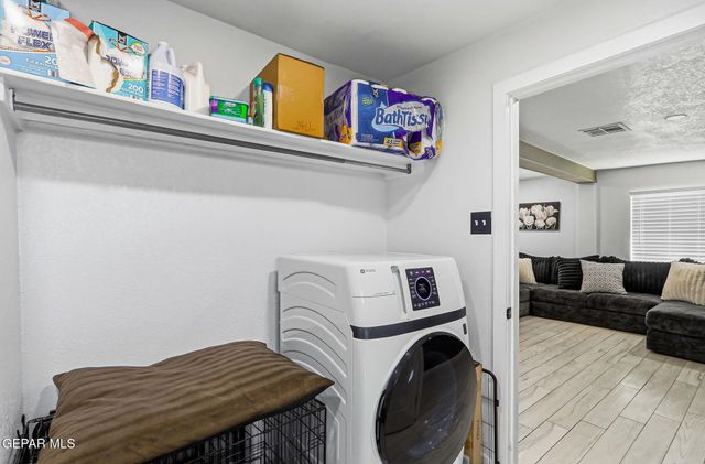 7740 PHOENIX Avenue, El Paso, TX 79915