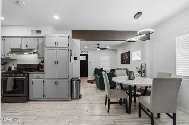 7740 PHOENIX Avenue, El Paso, TX 79915