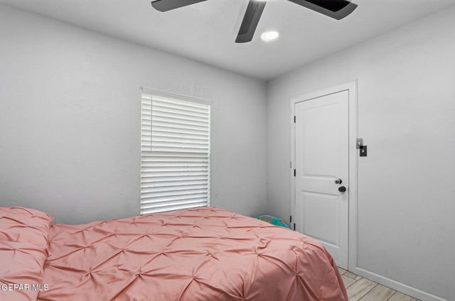 7740 PHOENIX Avenue, El Paso, TX 79915