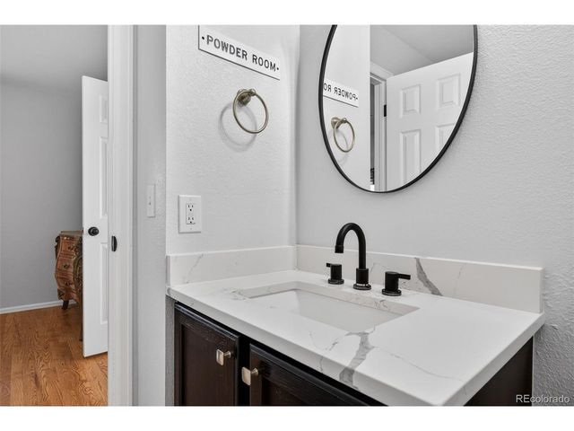 10268 Hexton Ct, Lone Tree, CO 80124