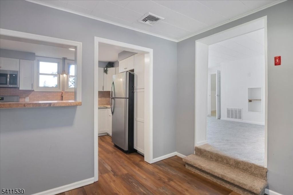 9 Diller Ave 2, Newton Town, NJ 07860 — photo 5
