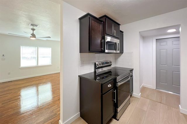 909 SW 48th Street, Oklahoma City, OK 73109