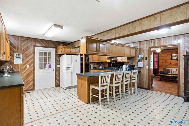295 County Road 1834, Arab, AL 35016