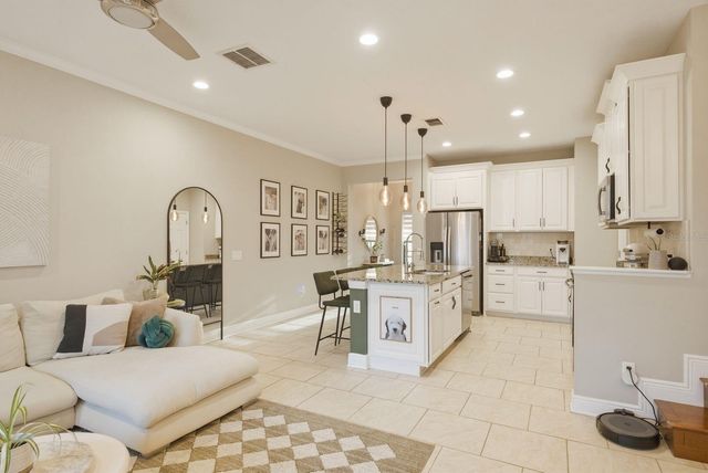 11636 CROWNED SPARROW LANE, Tampa, FL 33626