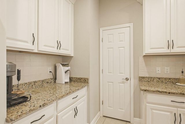 11636 CROWNED SPARROW LANE, Tampa, FL 33626