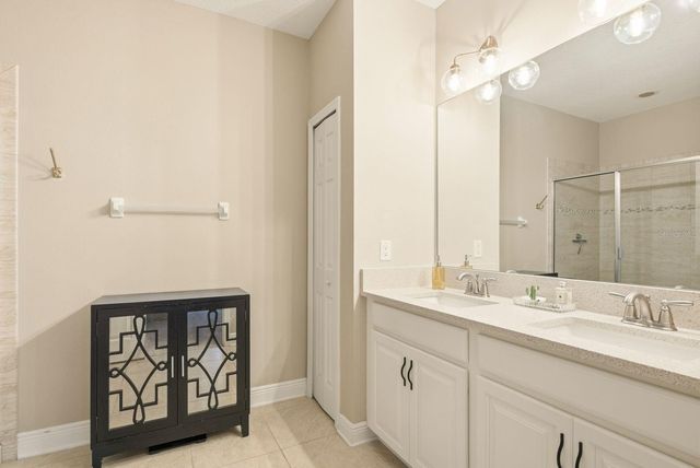 11636 CROWNED SPARROW LANE, Tampa, FL 33626