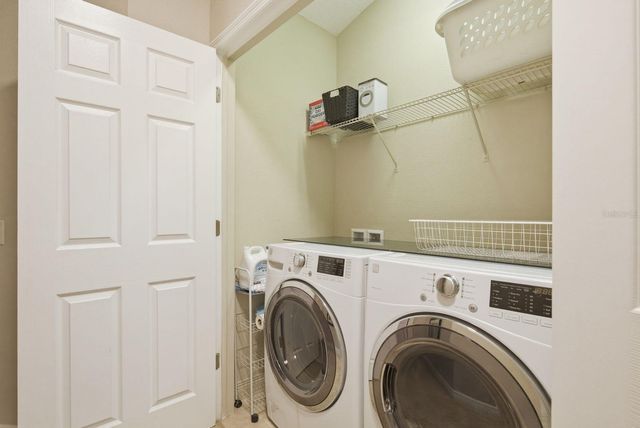 11636 CROWNED SPARROW LANE, Tampa, FL 33626